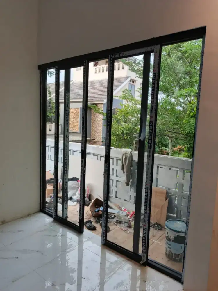 Sekat kaca, pintu kaca sliding, pintu kaca ruko
