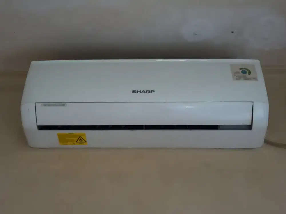 AC 1 PK Sharp Like New