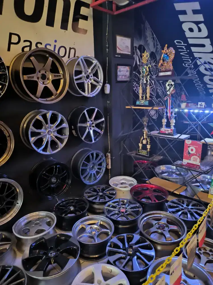 Cicilan Velg dan Ban Mobil Cukup KTP