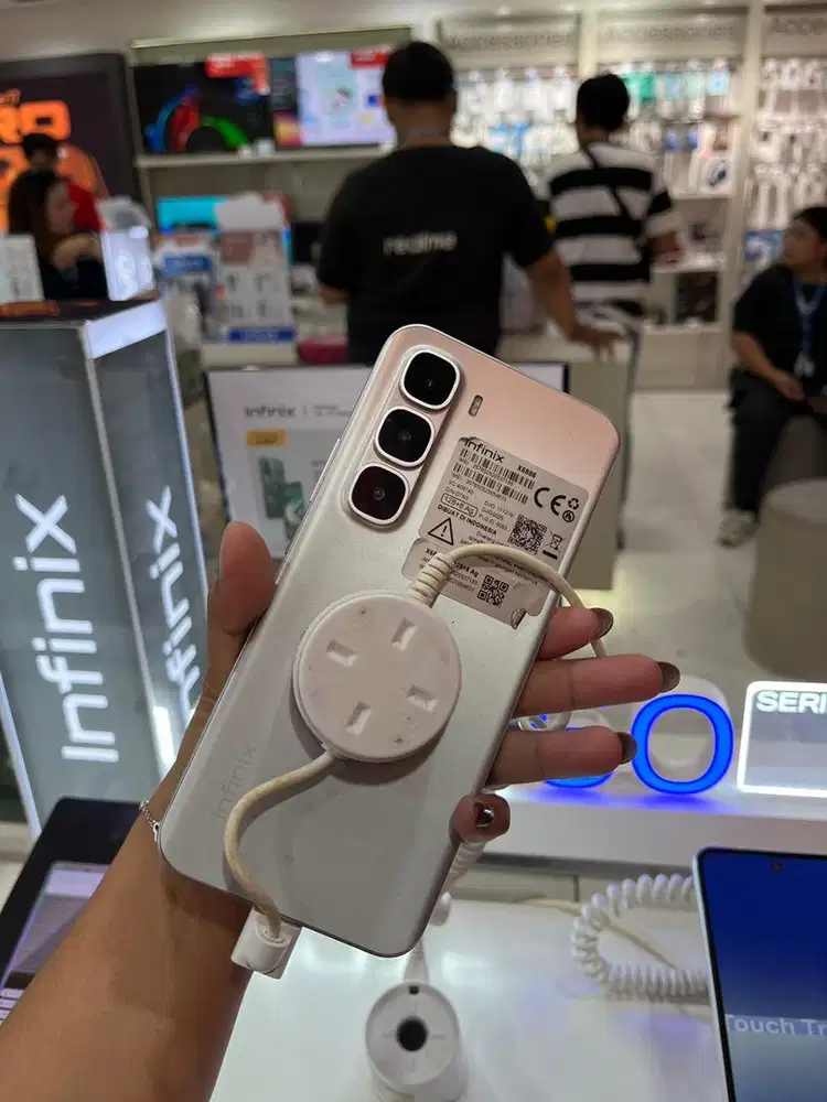 cicilan infinix hot 60 pro 8/128