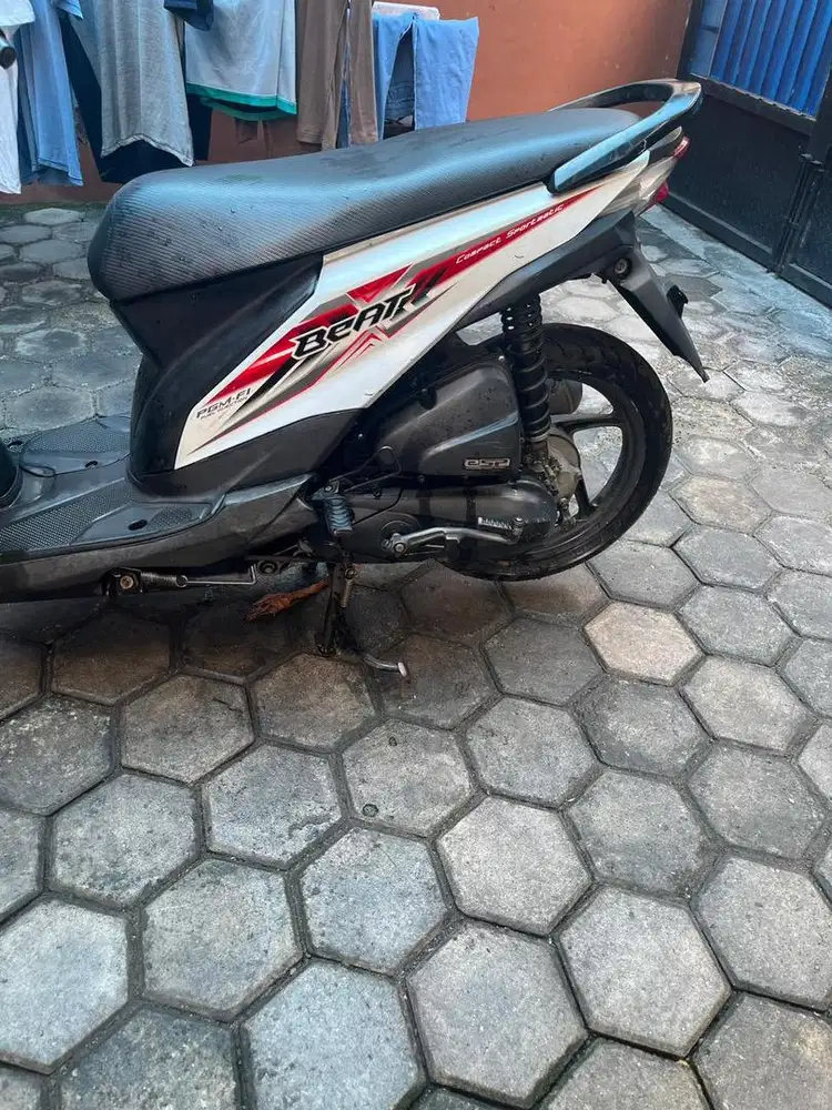 Honda Beat Tahun 2016 pribadi bukan dealer stnk hidup