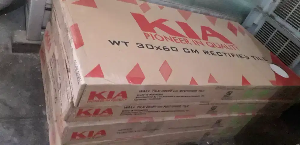 Keramik 30X60  KIA RECTIFIED QUINN WHITE