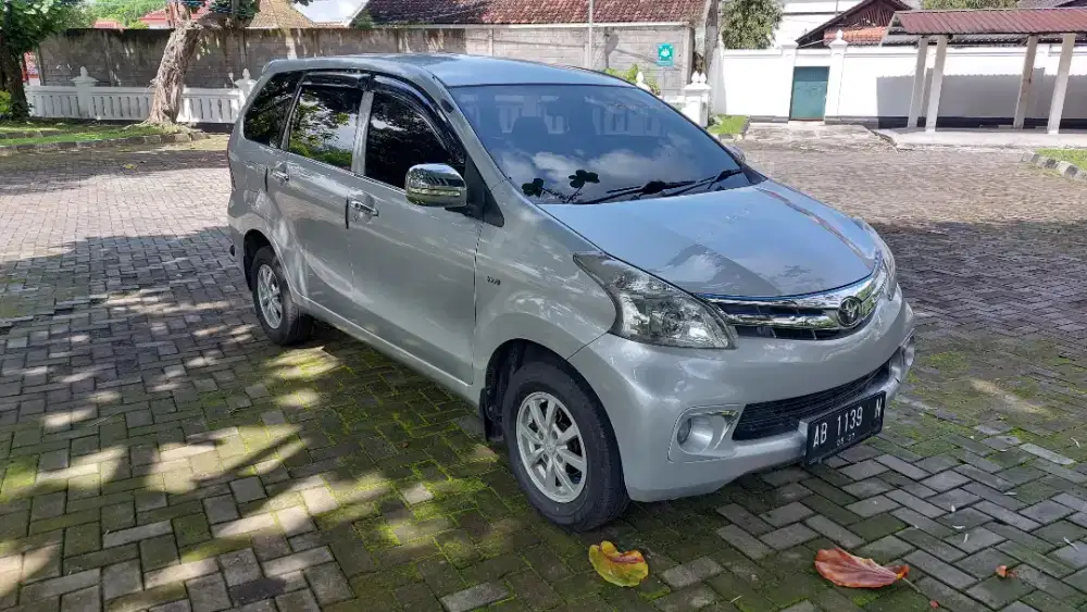 Avanza E 1.3 MT Silver 2012