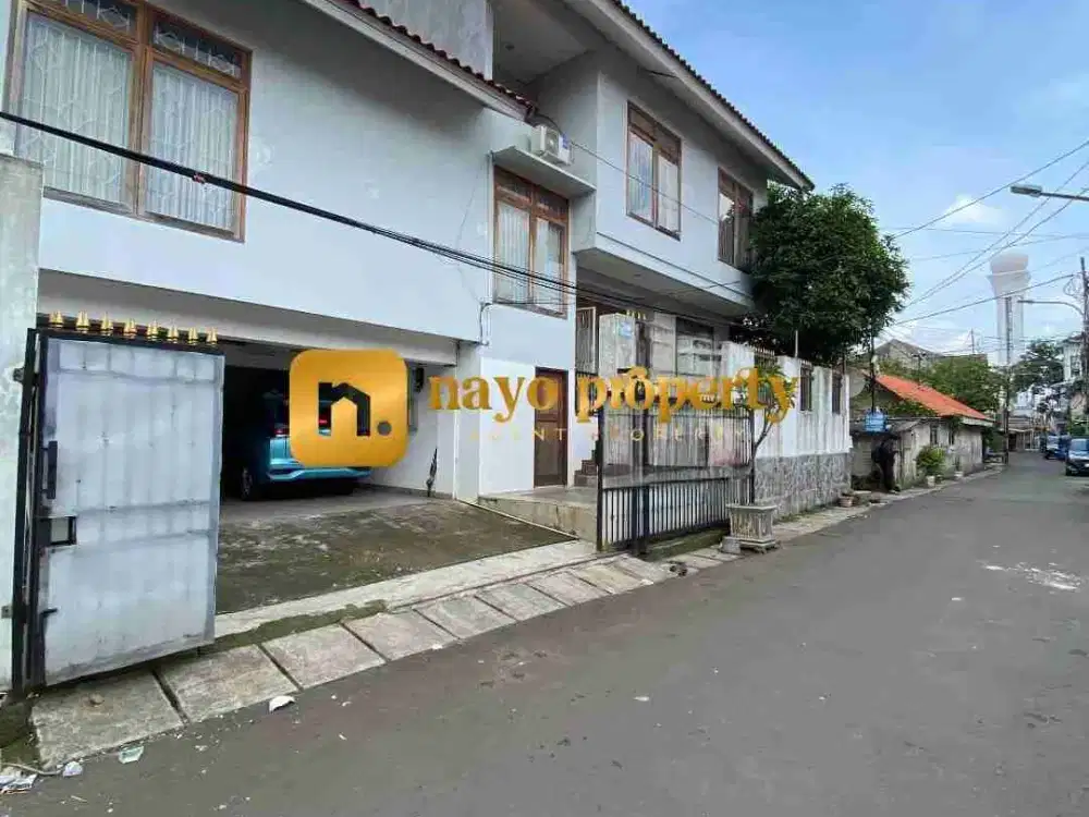Rumah Bagus Lokasi Strategis Cocok Untuk Kost atau Kantor di Radio Dalam Kebayoran Baru
