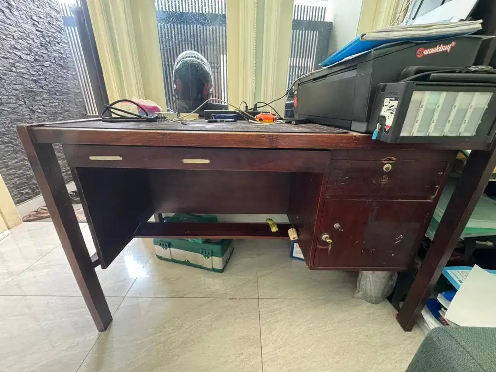 Meja jati serbaguna dan nakas jati free kursi