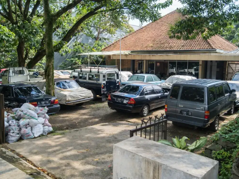 Dijual Cepat Rumah Lama di Cipaganti Non Heritage  Bandung