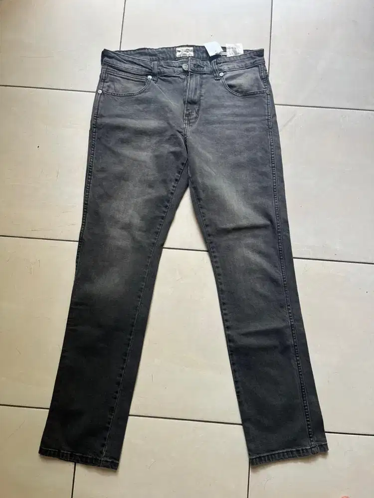 Celana jeans wrangler