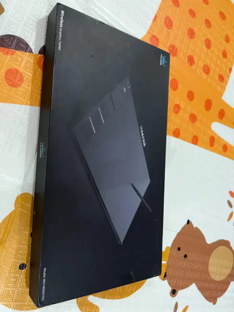 HUION Inspiroy WH1409 Drawing Tablet – 8192 Pressure (Large)