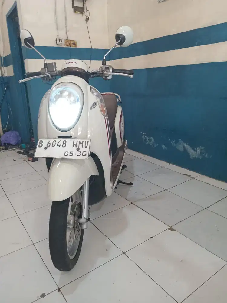 Jual cepat honda scoopy 2015 surat lengkap