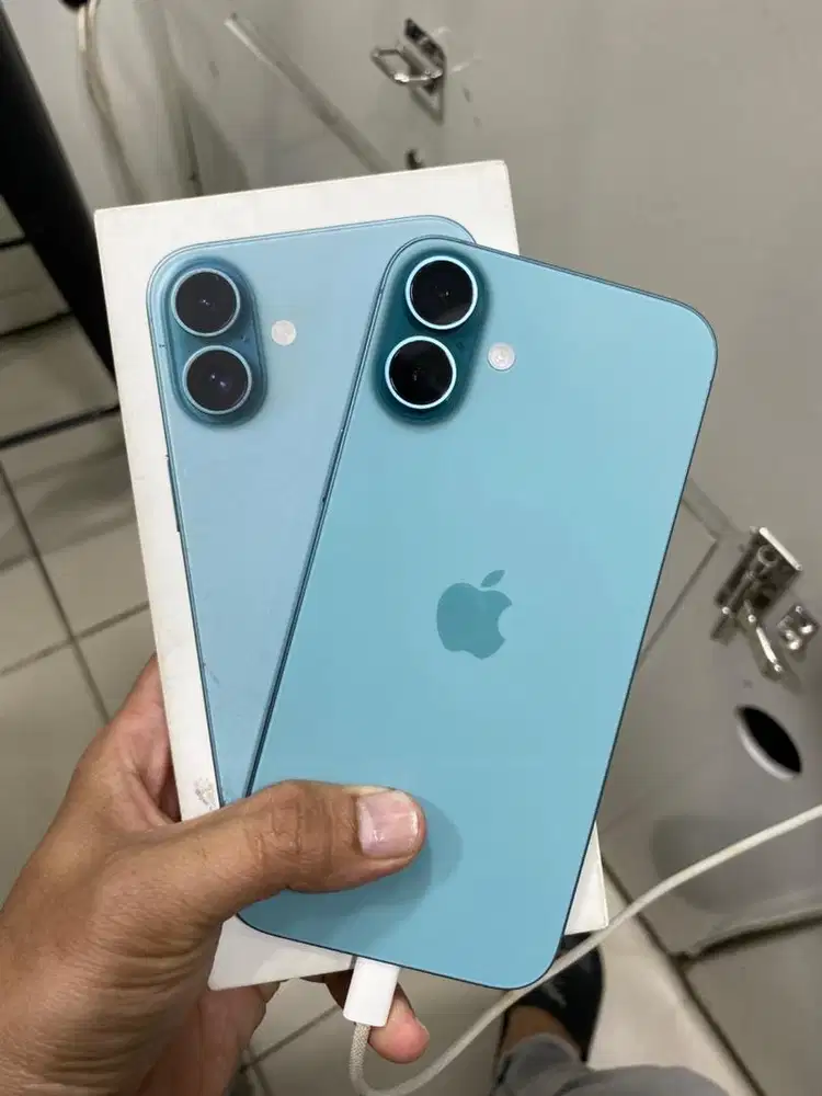 Second iPhone 16 Plus 128GB