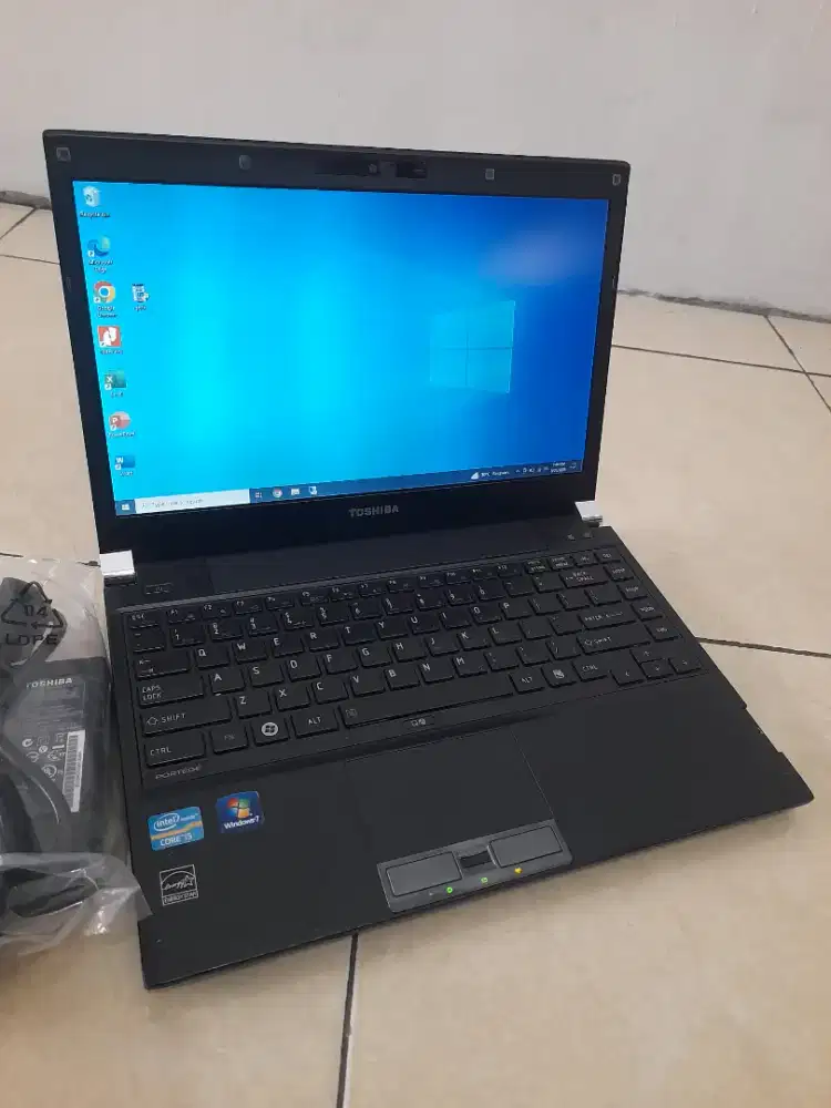 Laptop Toshiba Portege R830.DDR 3/HDD 500GB.DISKON 100RB.CORE i5.