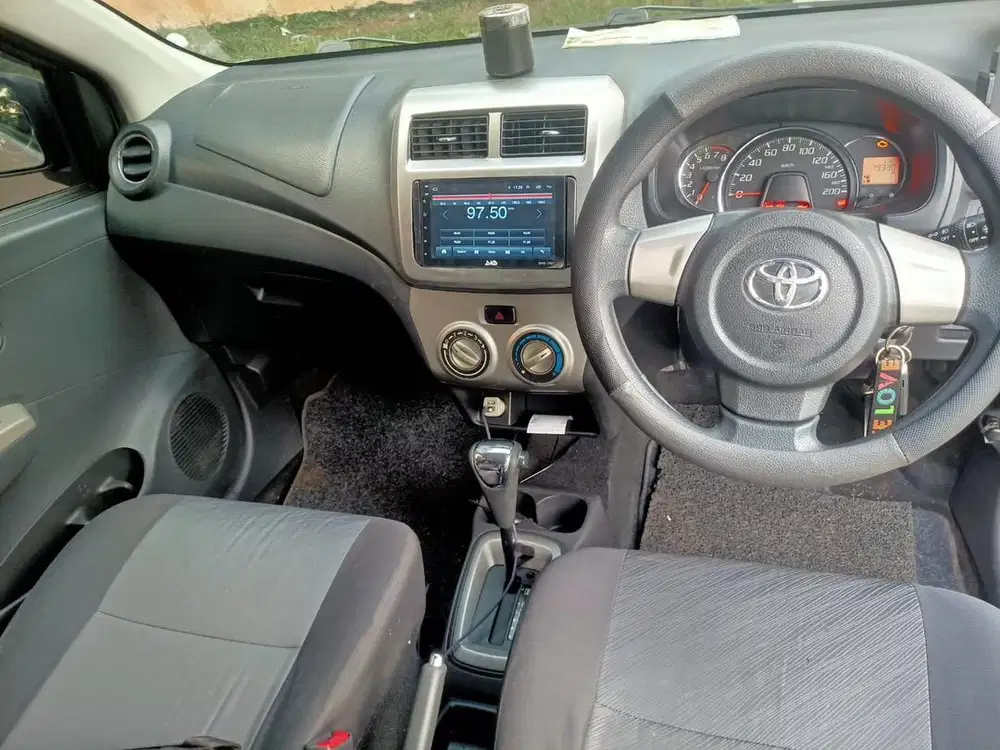 Agya 2015 kondisi mulus