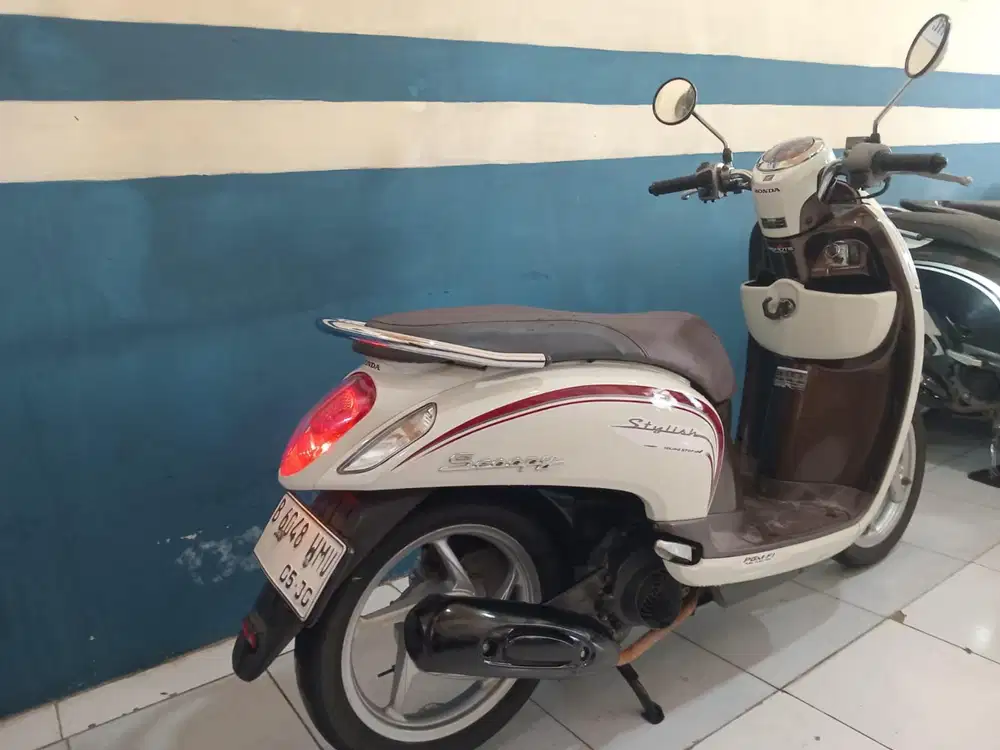 Jual cepat honda scoopy 2015 surat lengkap