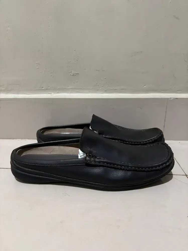 Sepatu formal fladeo