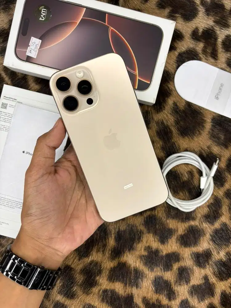 iPhone 16 Pro Max 256GB BH97 Resmi (Dessert)