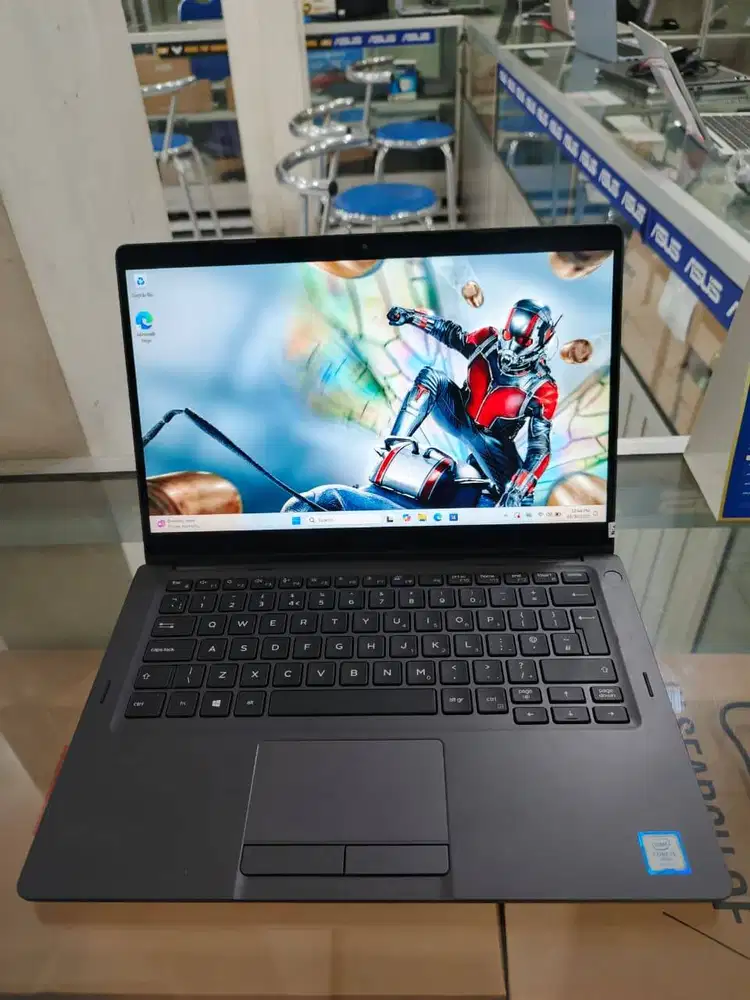 LAPTOP DELL 5300 2IN1 CORE I5 RAM 8/256GB SSD 13.3 (BANYAK PILIHAN)