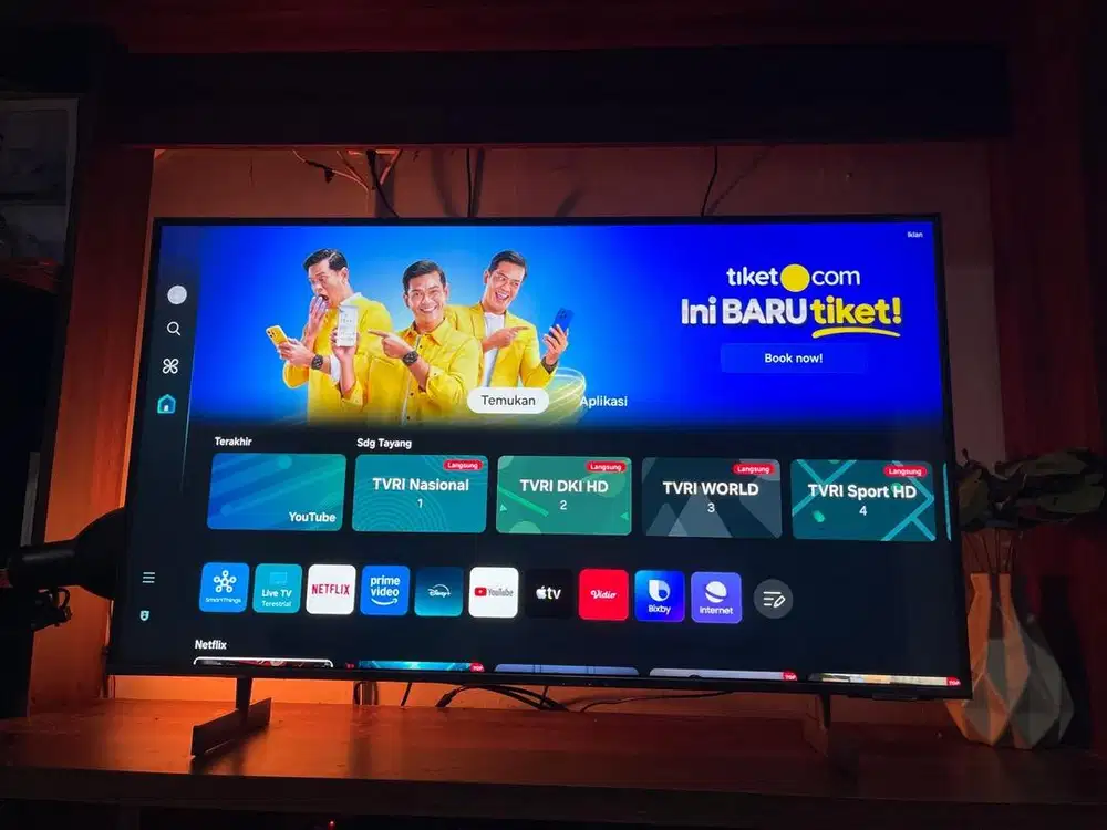 Dijual cepat Smart TV Samsung 43inch 4K CU8000 full set like new