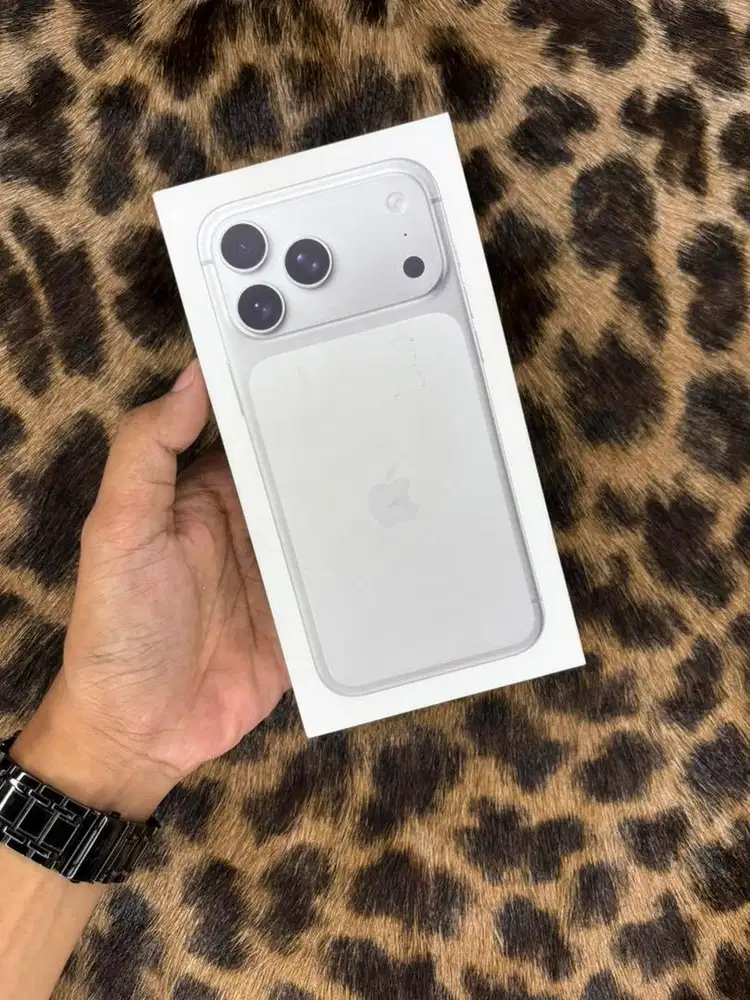 New iPhone 17 Pro Max 256GB Resmi (Silver)