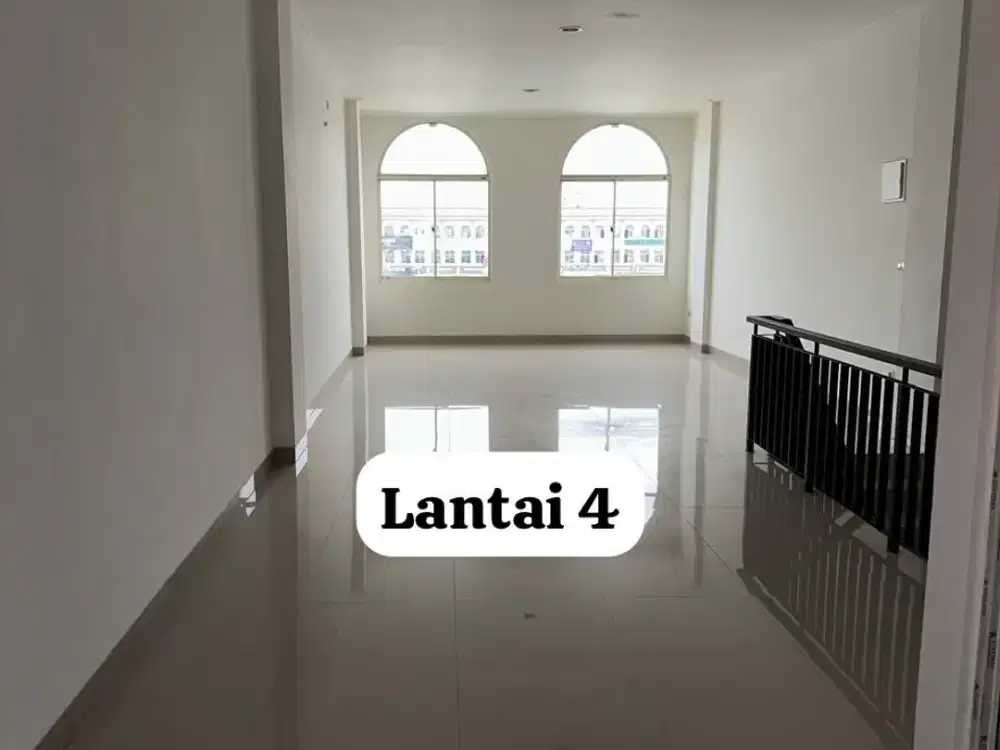 Disewakan ruko pik golf island 4,5 x15  ready dekat by the sea