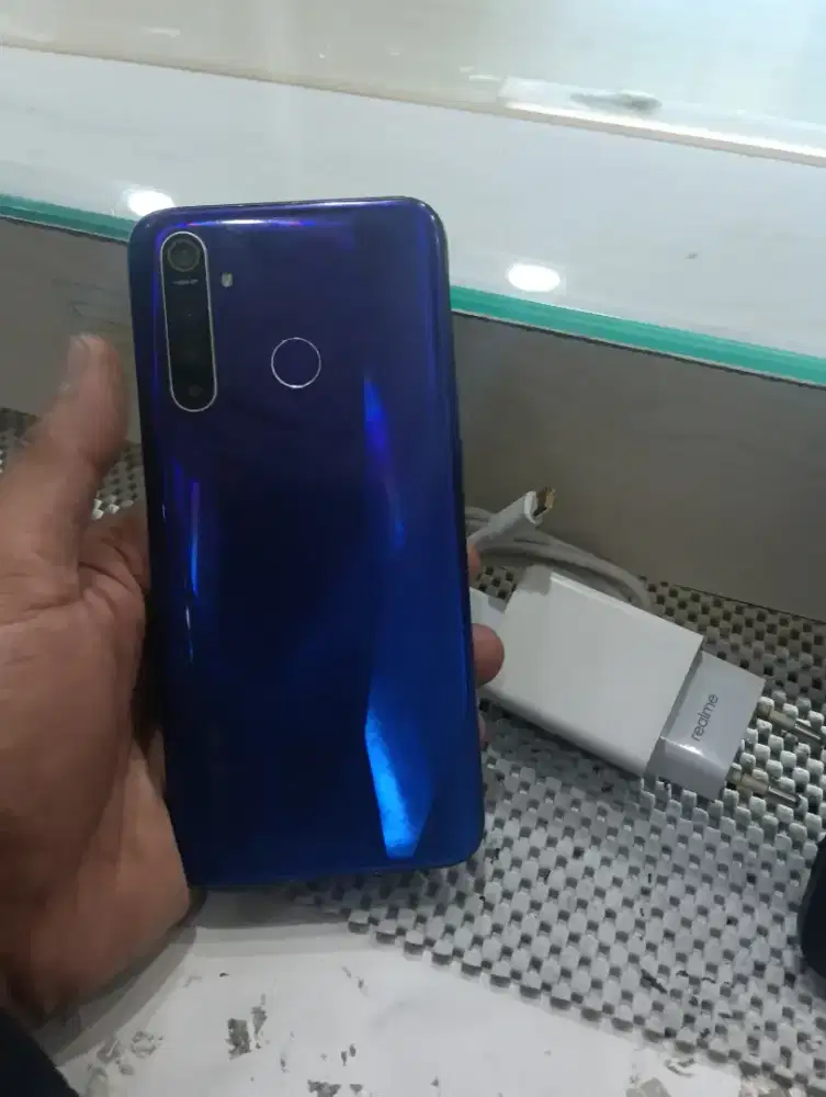 realme 5pro 4/128gb second resmi