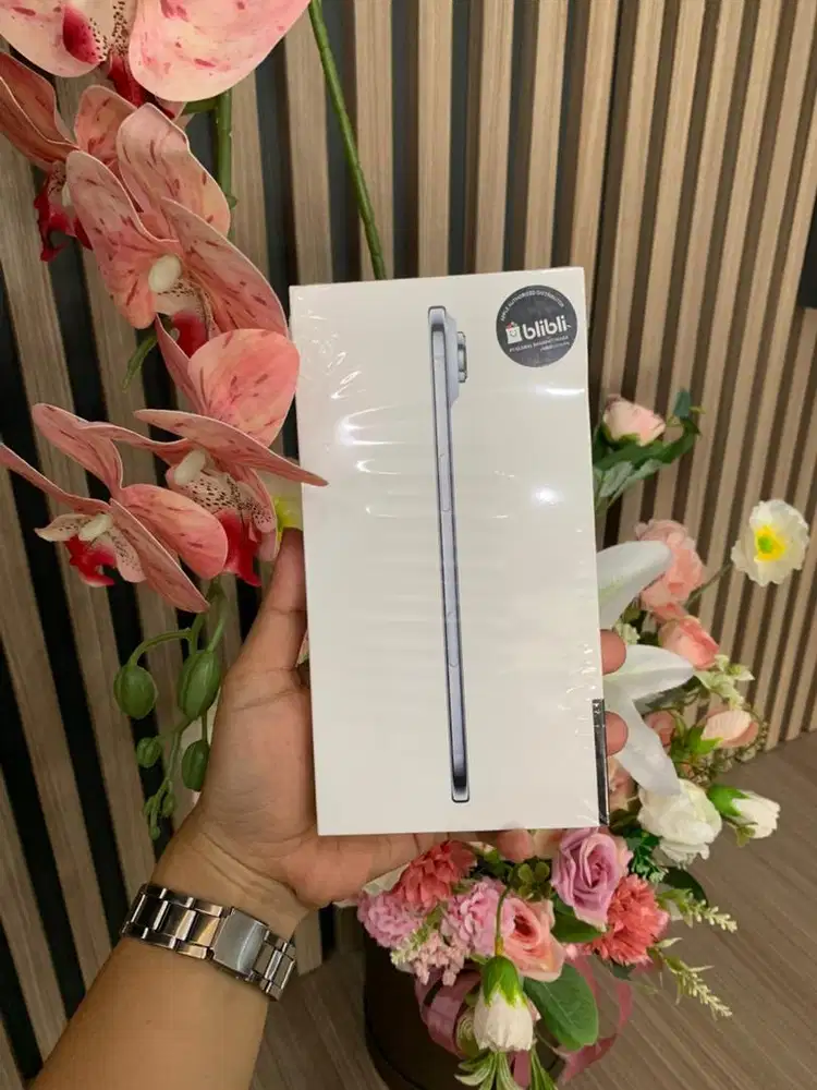 IPHONE AIR BRAND NEW SKYBLUE