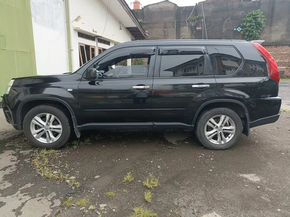 Nissan X-Trail 2012 Bensin