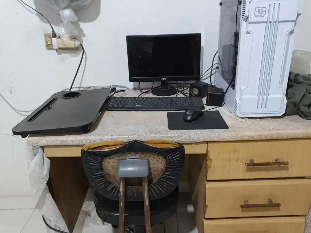 KOMPUTER PAKET LENGKAP, NYALA, KONDISI MASIH BAGUS