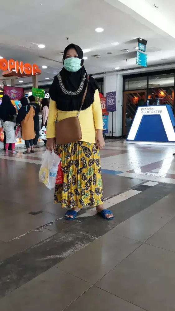 Cari kerjaan art/momong anak