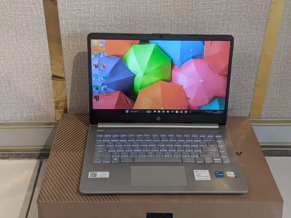 Laptop Hp 14s-dq2xxx i5 Gen 11 Ram 8 GB SSD 512 GB Mulus