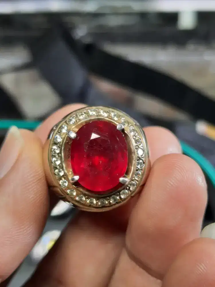 Ruby Pigeon Blood Kristal