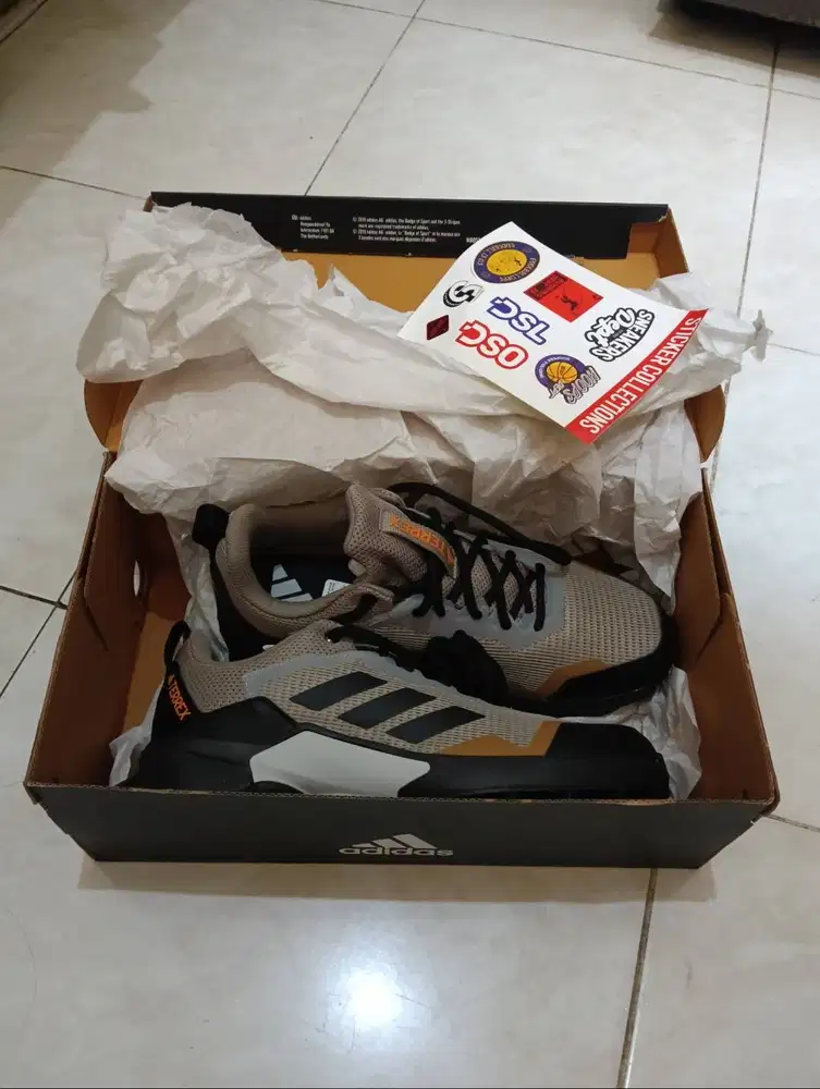 EXTREME PRICE‼️ adidas TERREX Original Deadstock Pribadi.