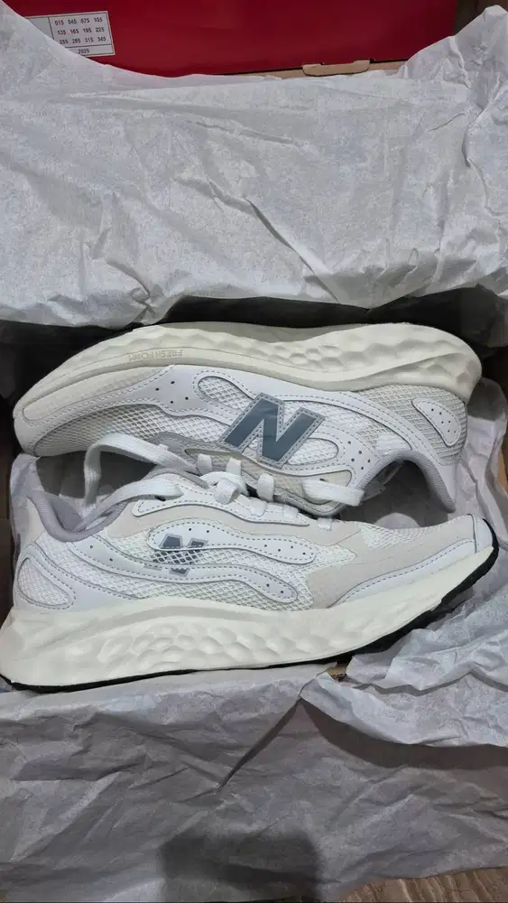 Sepatu Lari New Balance Arishi v4 Original