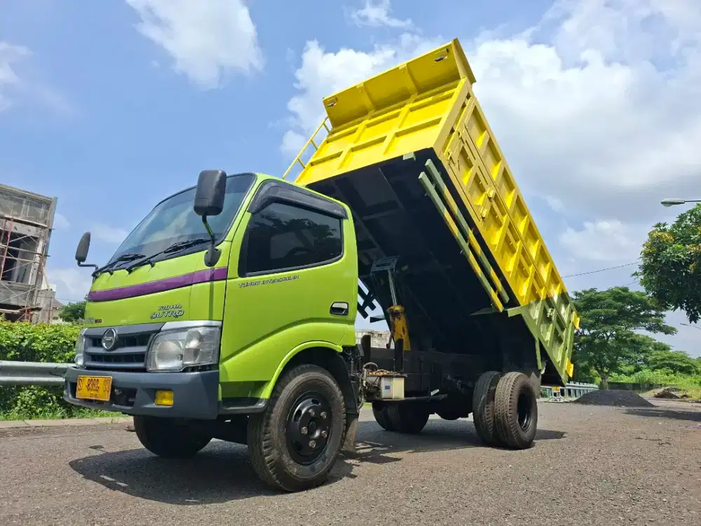 Hino Dutro 130HD Dump Truk 2016
