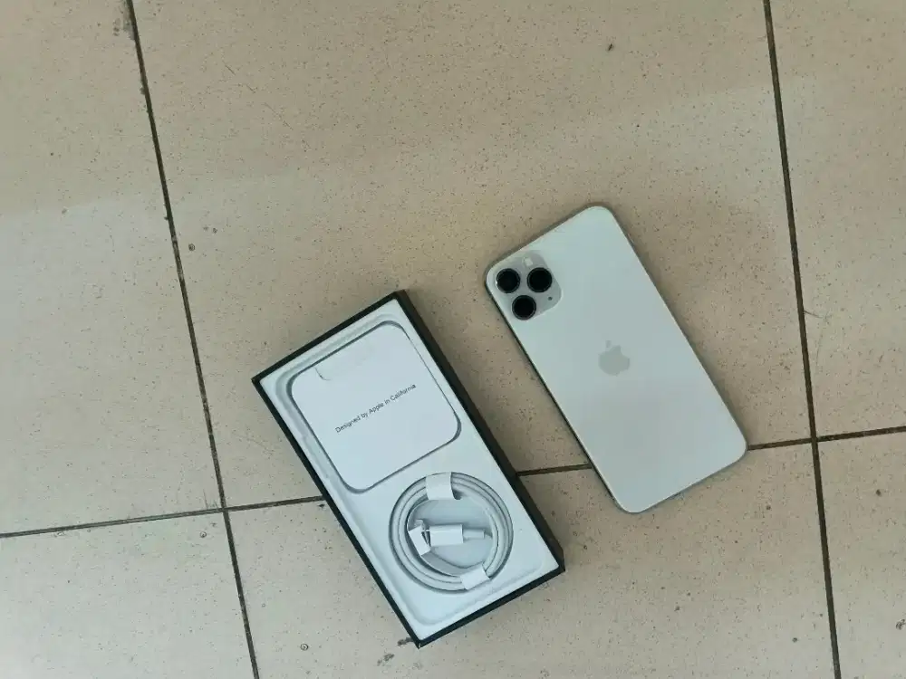 Iphone 11 pro 256gb sama semua