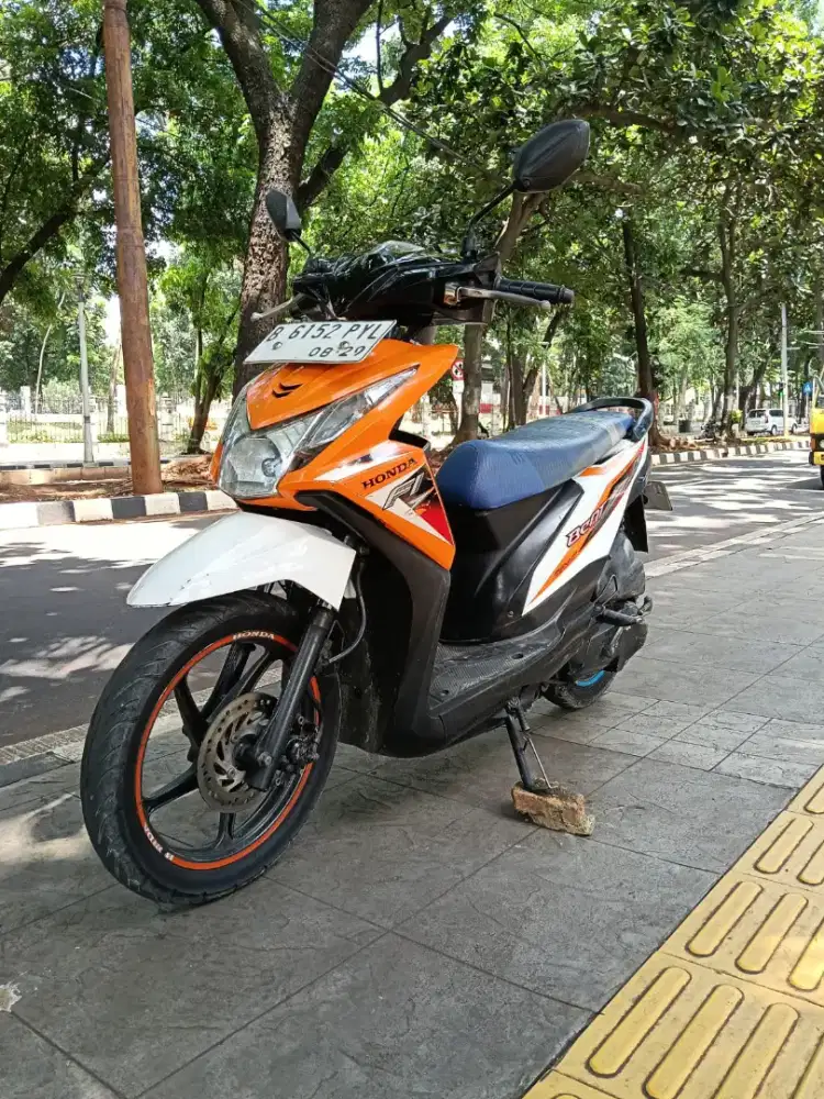 DIJUAL CASH HONDA BEAT CW CBS FI THN 2014 PAJAK IDUP SIAP PAKAI