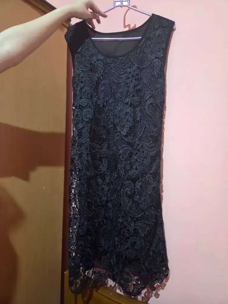 Dress hitam bekas