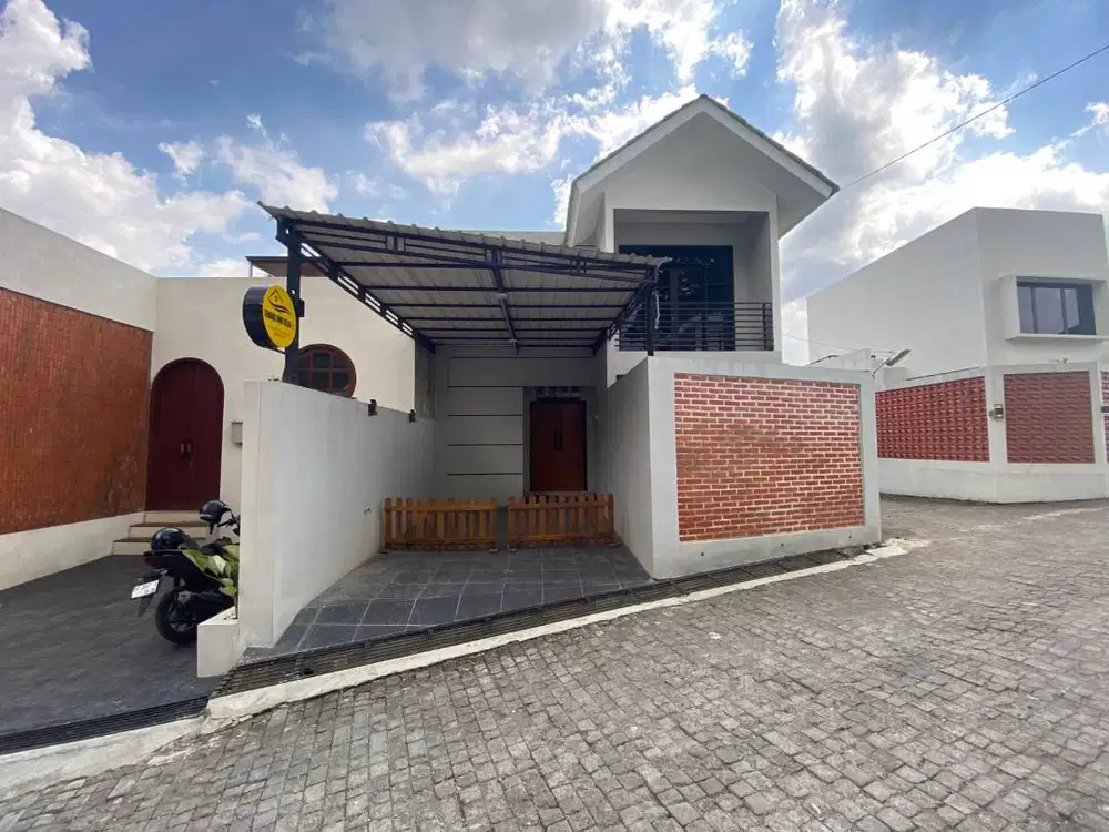 Villa Cantik Ada Private Pool Cuma 900 Jt-an di Jl Palagan Km 16 Slema