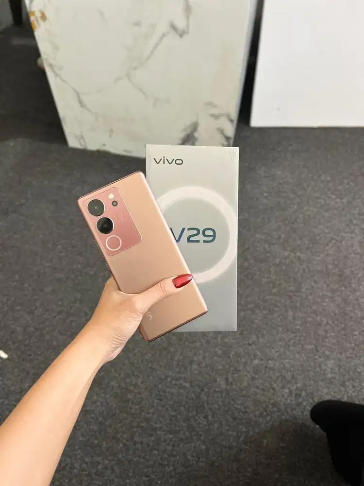 VIVO V25E Ram 8/256GB fullset mulus nominus terima tt cod kredit