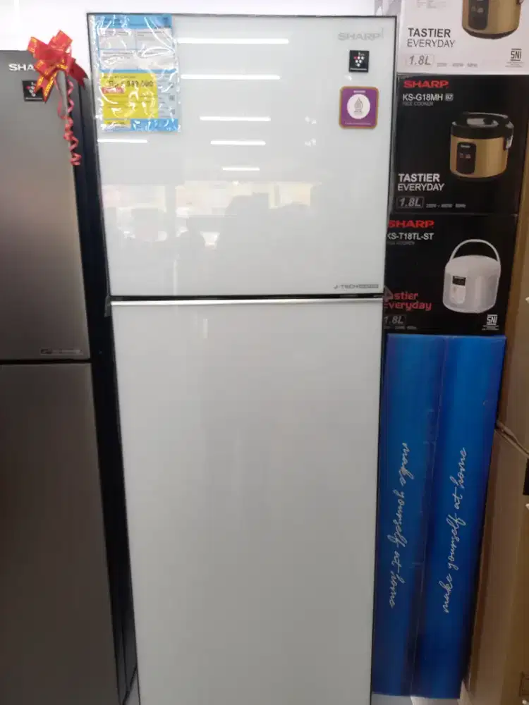 Kulkas Sharp 329L