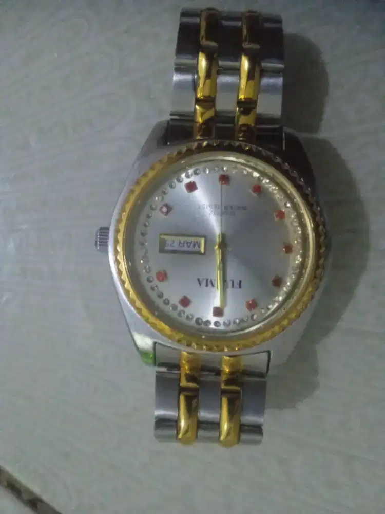 Jam Tangan Fujima Quartz