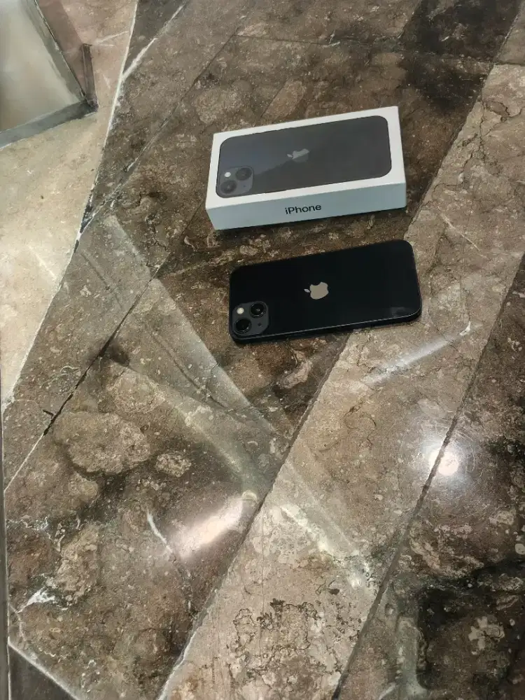 Iphone 13 128gb yg pertama baru