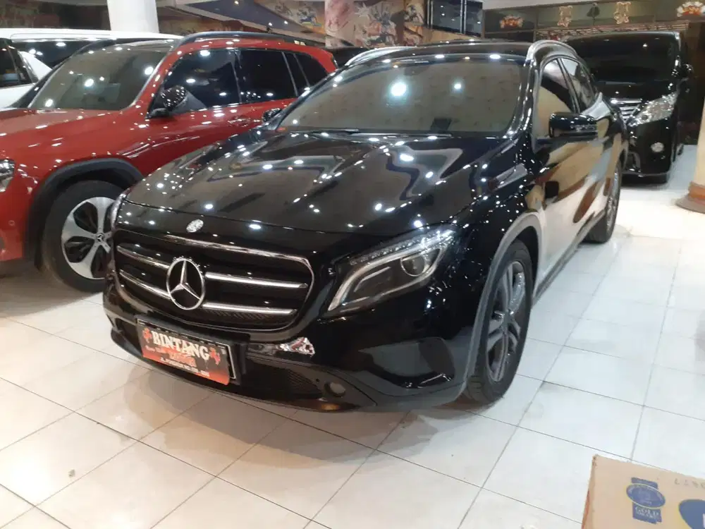MERCY GLA200 AT 2014 BLACK / MODEL THN 2015 (BINTANG MOTOR)