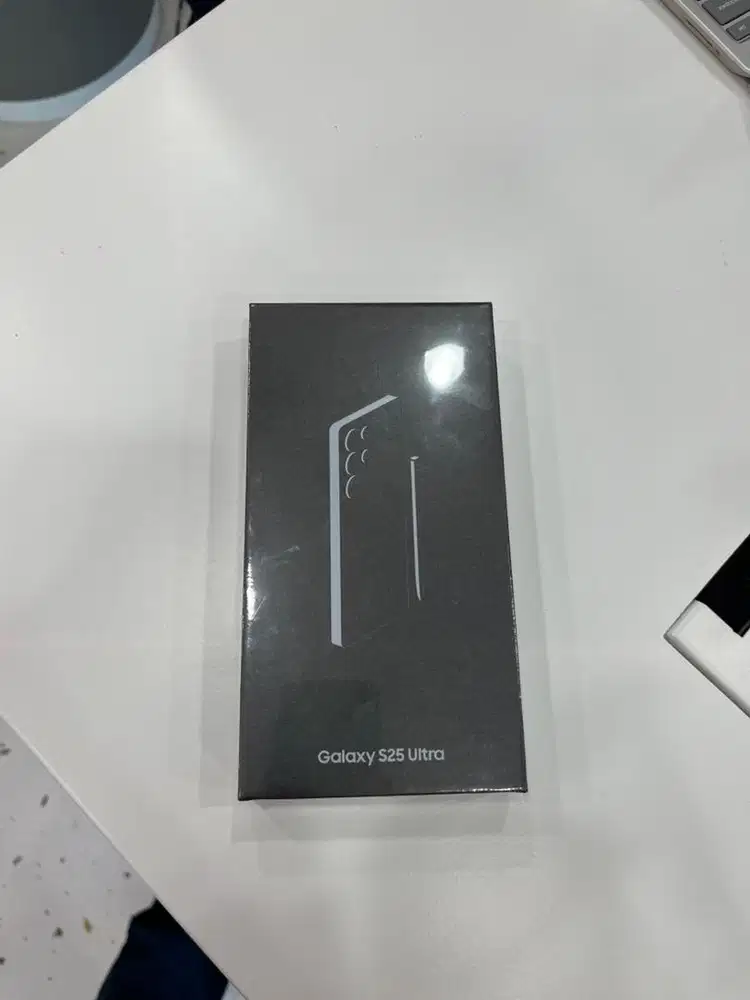 Samsung S25 ultra free buds