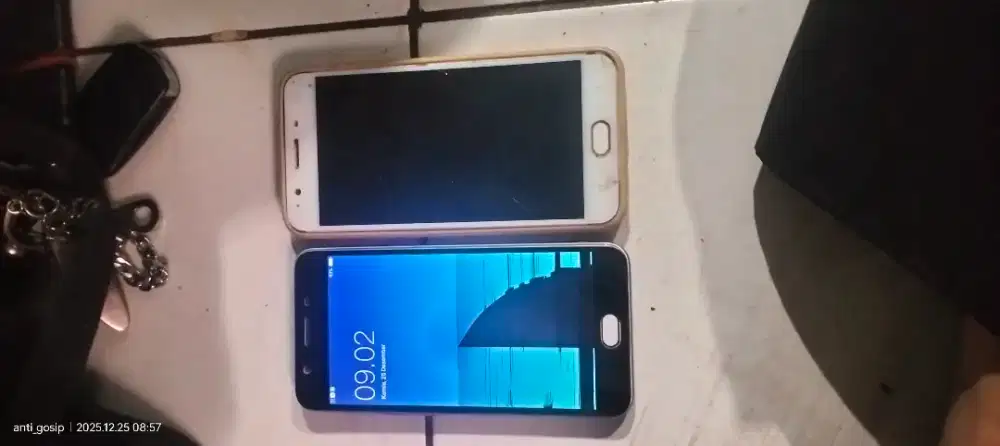 Oppo F1s silver RAM 4/32