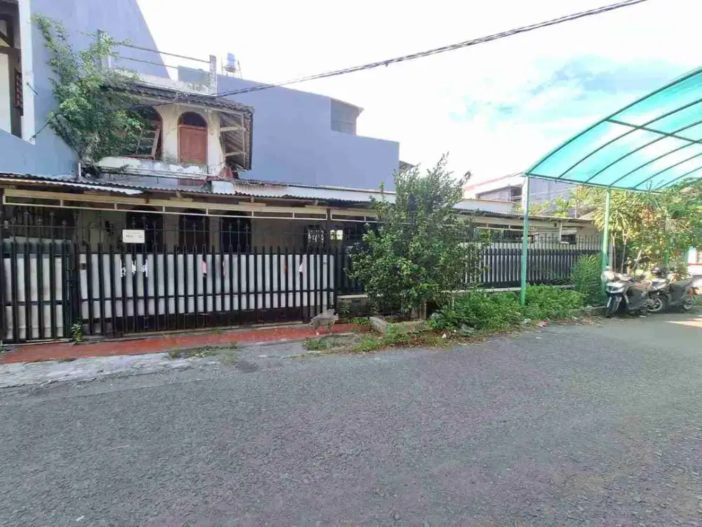 JUAL CEPAT RUMAH HOEK PEGANGSAAN KELAPA GADING MURAH BANGET SUR