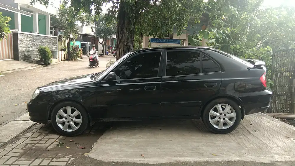 Hyundai Avega 2010 Bensin