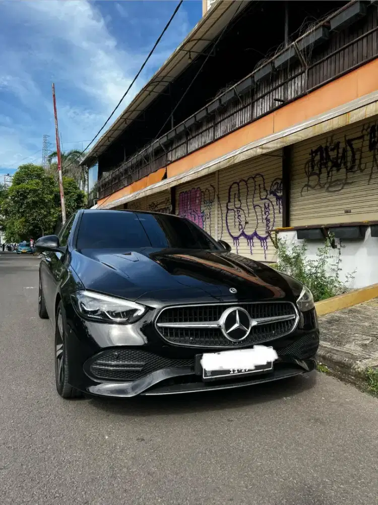 LOW KM!! C200 AVA W206 2023