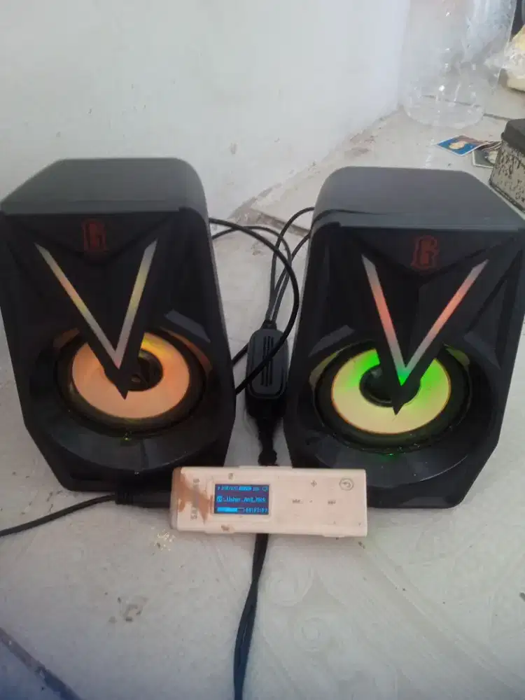 Samsung YP-U3 Digital Audio  MP3 Player