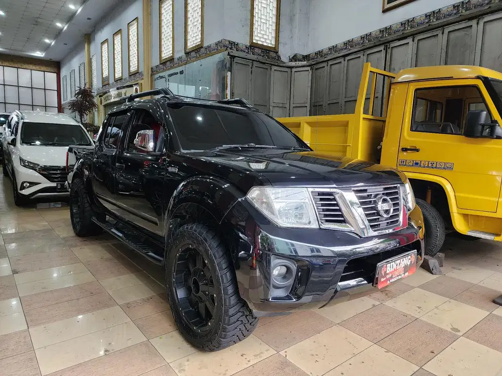 NISSAN NAVARA MT 2012 BLACK / MODEL THN 2013 (BINTANG MOTOR)