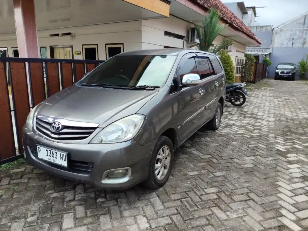 Jual Kijang Innova Bensin Manual 2010 siap pakai